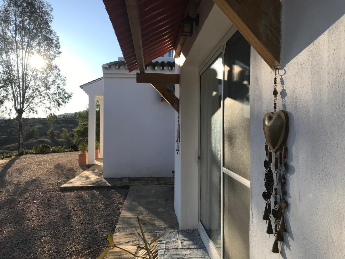 La Rustica En Vinuela, Piscina Privada Villa Kültér fotó